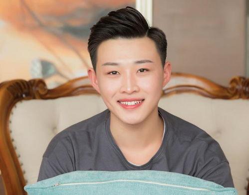 娱乐圈吃瓜爆料王一博,娱乐圈风云再起，揭秘他的神秘生活