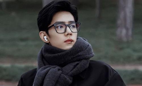 明星网红对比图片男生,颜值与气质的较量